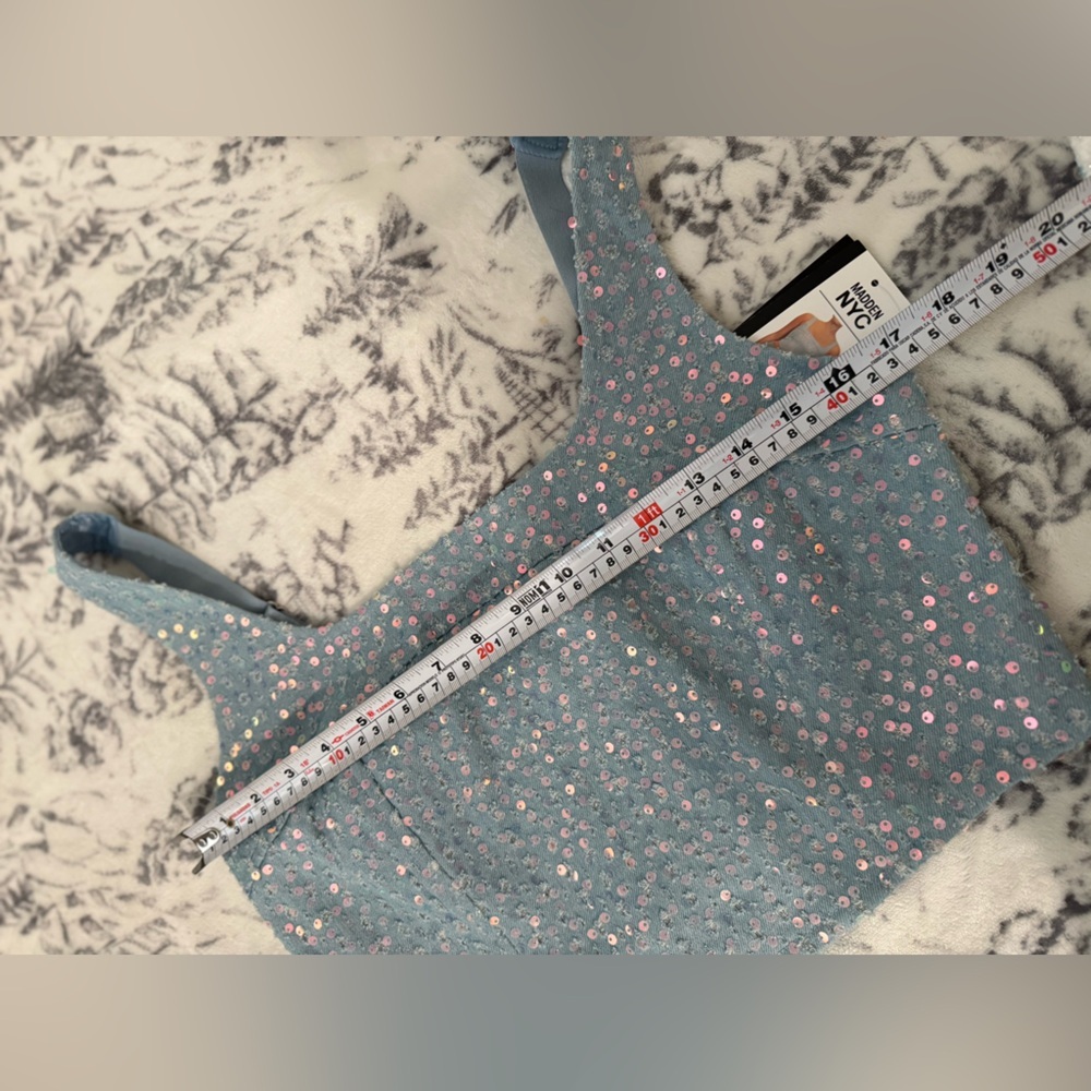 Sparkling Blue Crop Top size medium - Picture 5 of 6